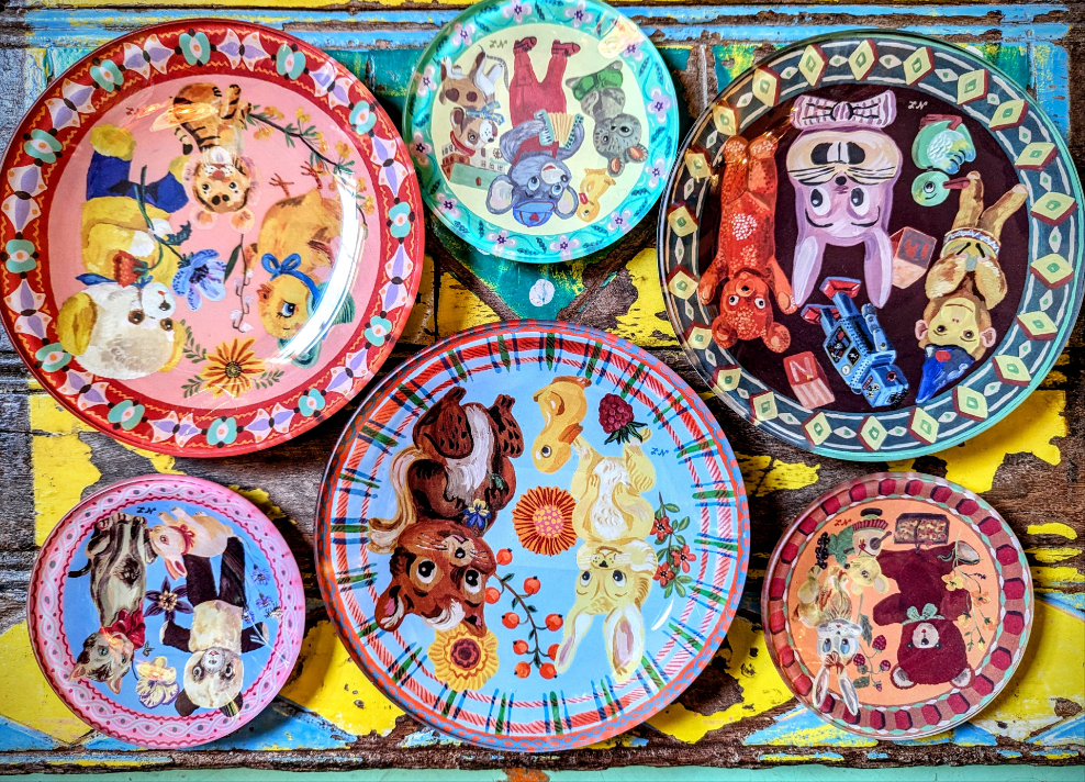 Critters and toys dishes