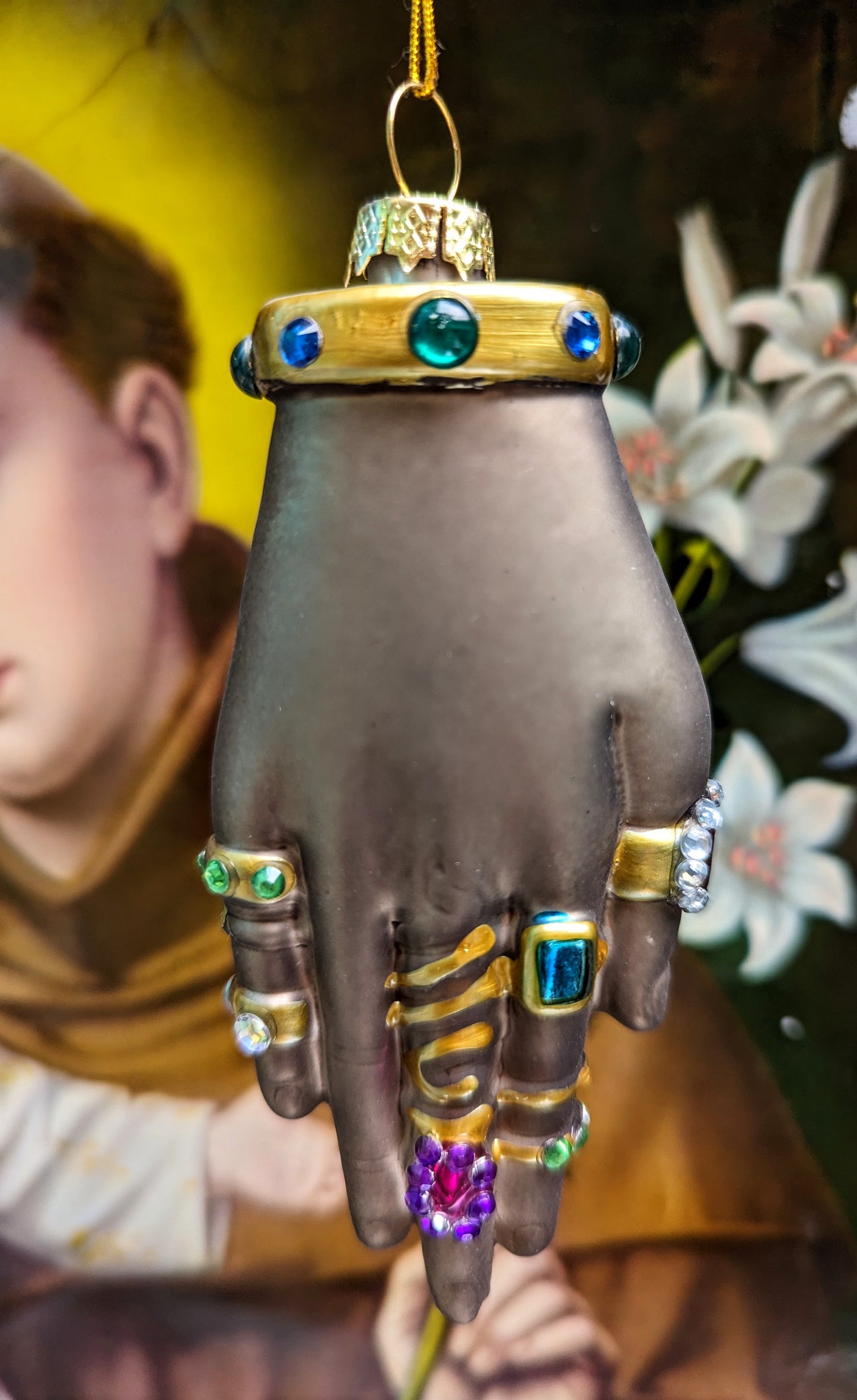 Bejewelled hands
