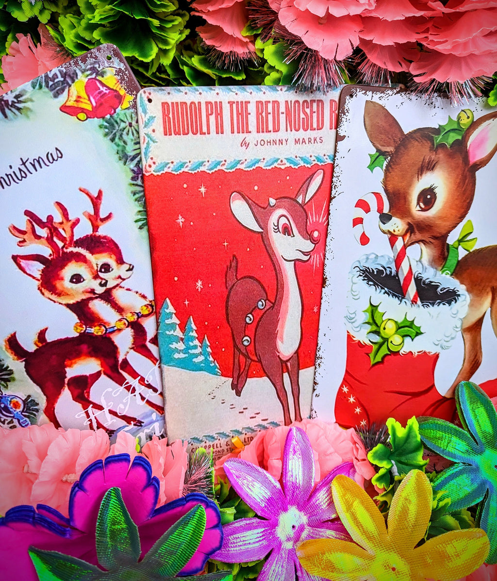 Hang these delights on your front door or festive display!

Vintage illustrations of Bambi Rudolph's are our fave childrens book images

Great up on the wall or even tile behind a sink or cooker with them for a bit of eye joy!!

20x30cm

Printed tin

Not original vintage.

Bambi xmas joy tin sign