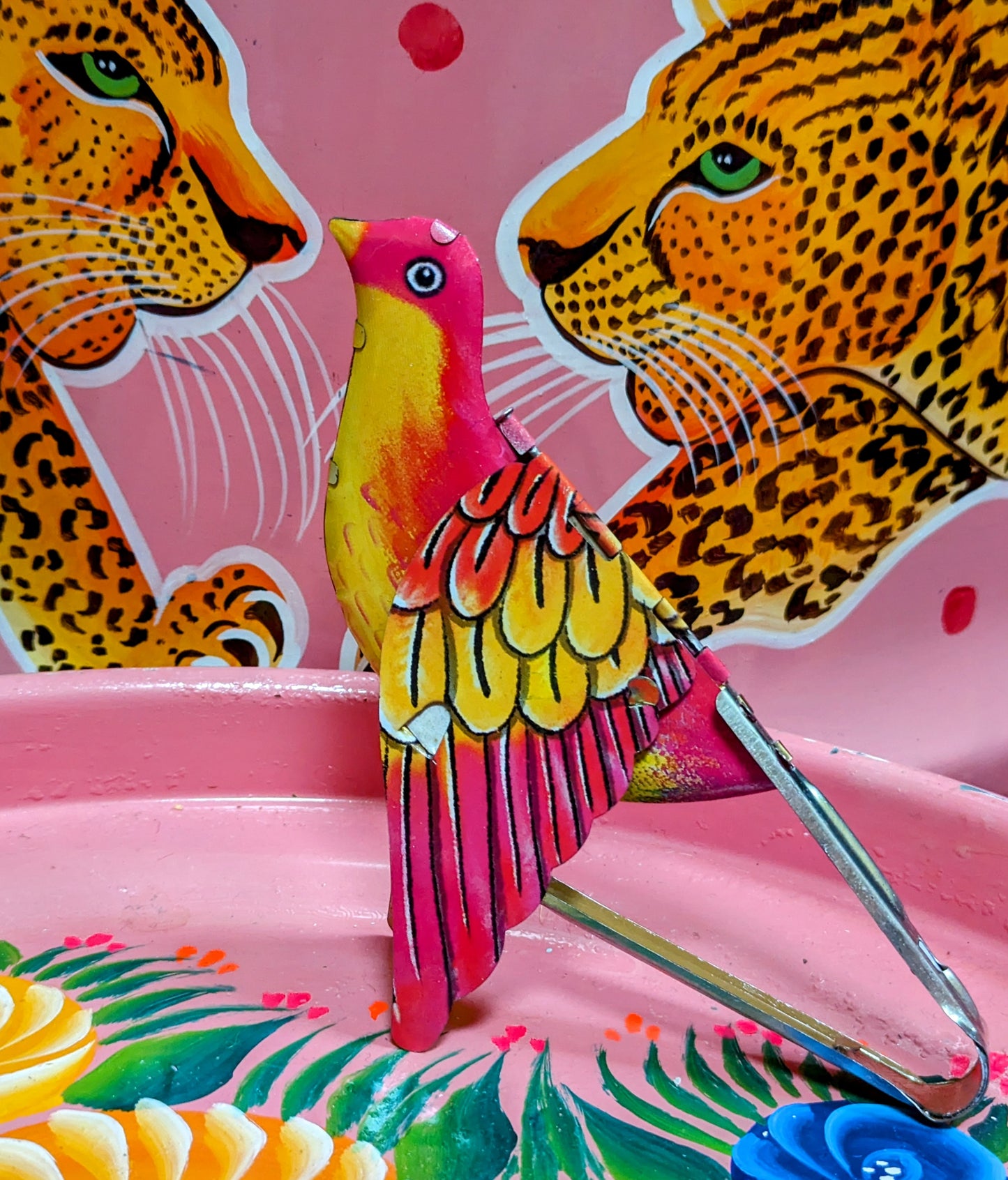 Singing tin birds