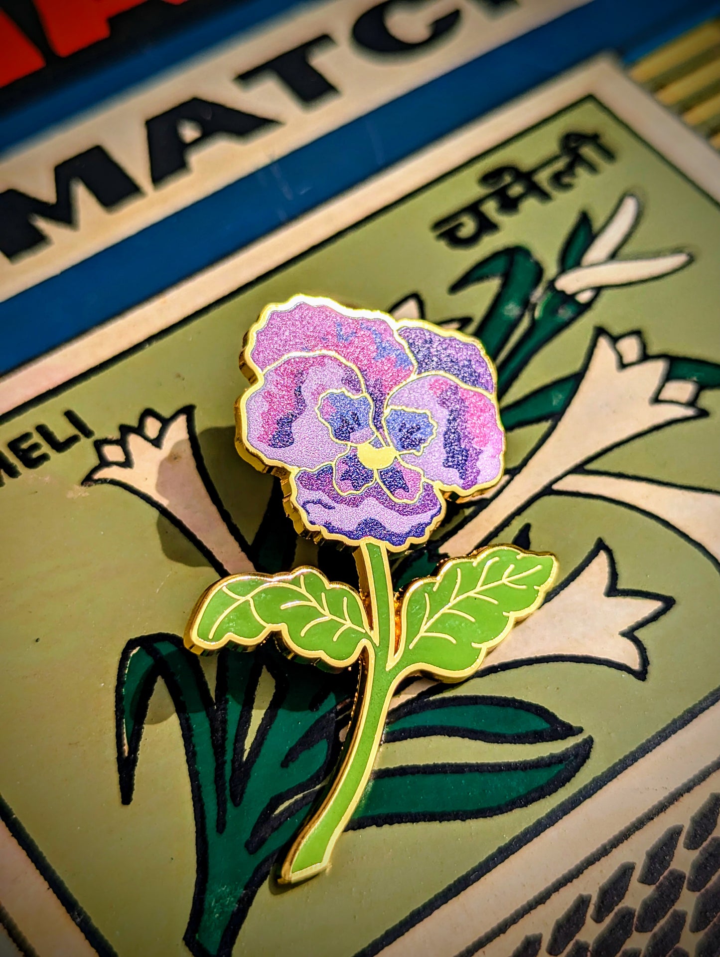 Fabulous floral pins