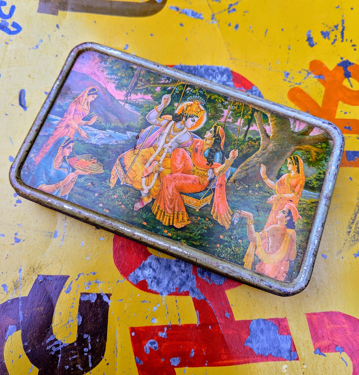 Vintage indian tins - Azad couples