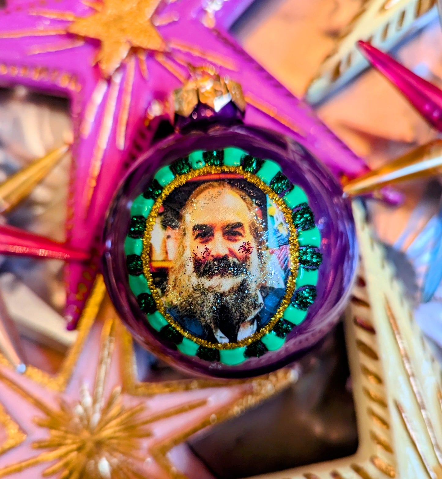 Warren Ellis at Blackout glass baubles