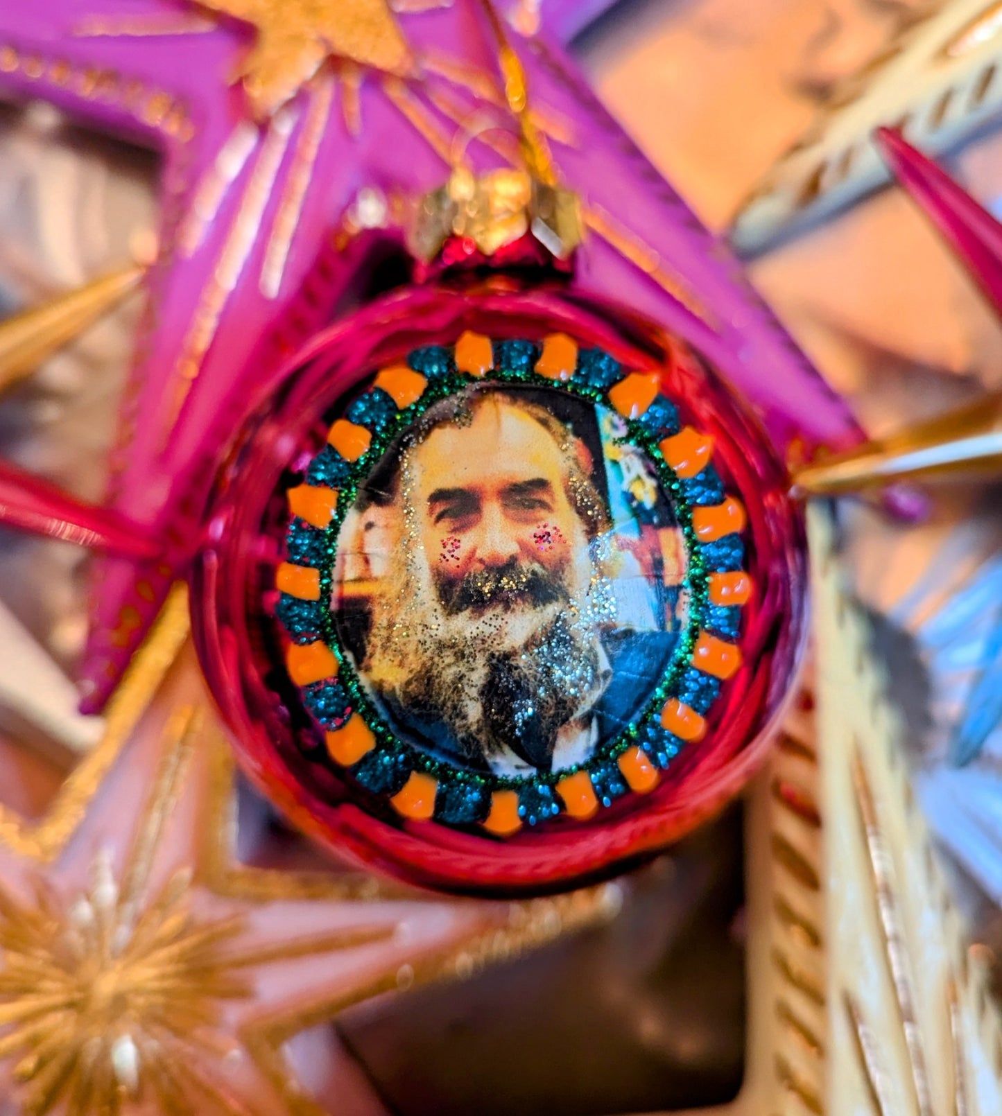 Warren Ellis at Blackout glass baubles