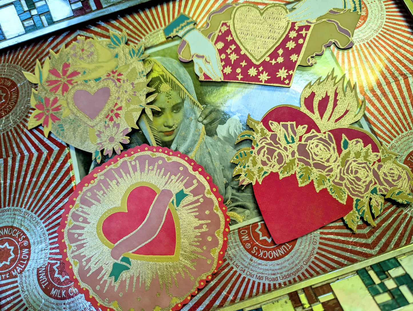 Inspired by our love of Mexican folk art, these cards have gilded gold details and a beautiful decorated envelope. Die cut in the shape of a flaming heart, with a panel on the reverse for your message.
- Screen printed recycled cotton C5 greetings card
- Screen printed by hand on both sides by talented artisans in Jaipur
- Sustainably made from recycled materials
- Protected with a bio degradable cello sleeve
East End Press
Valentine card