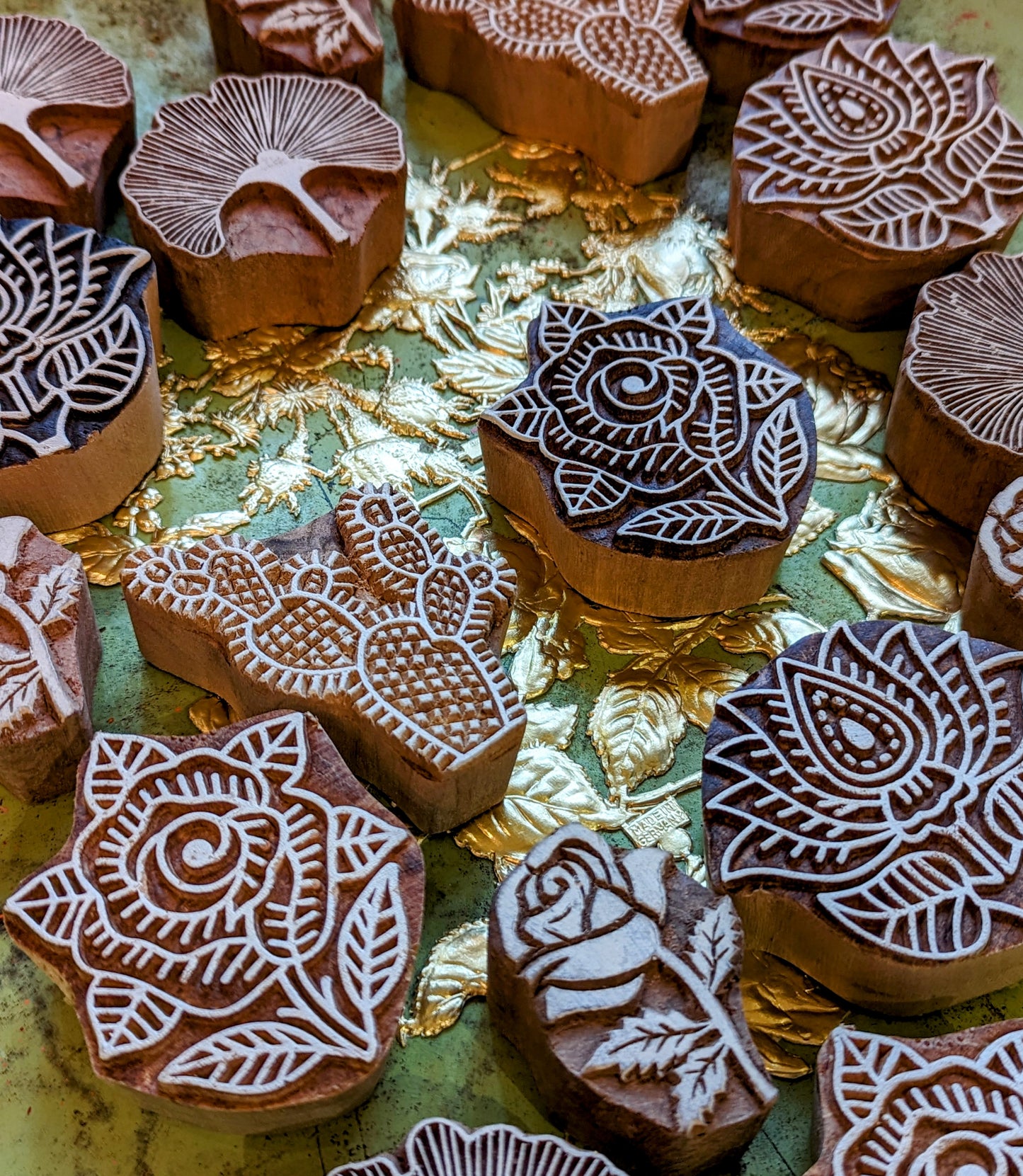 Flora wood blocks