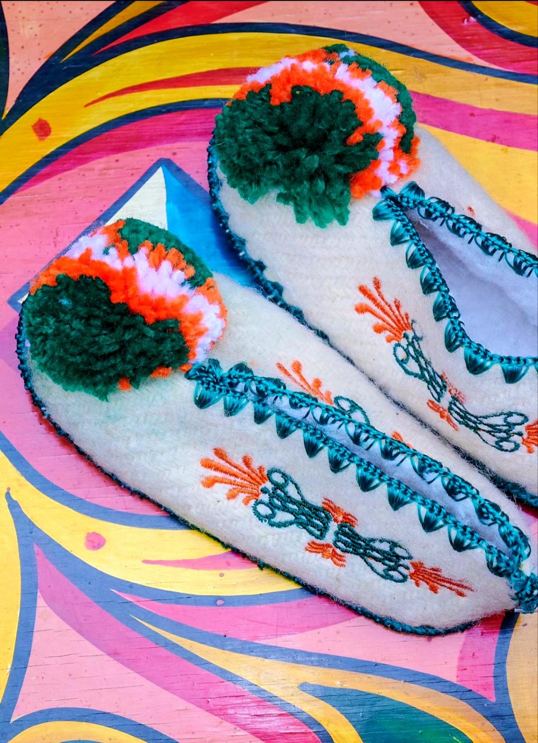 Size 26 Kids Greek slippers