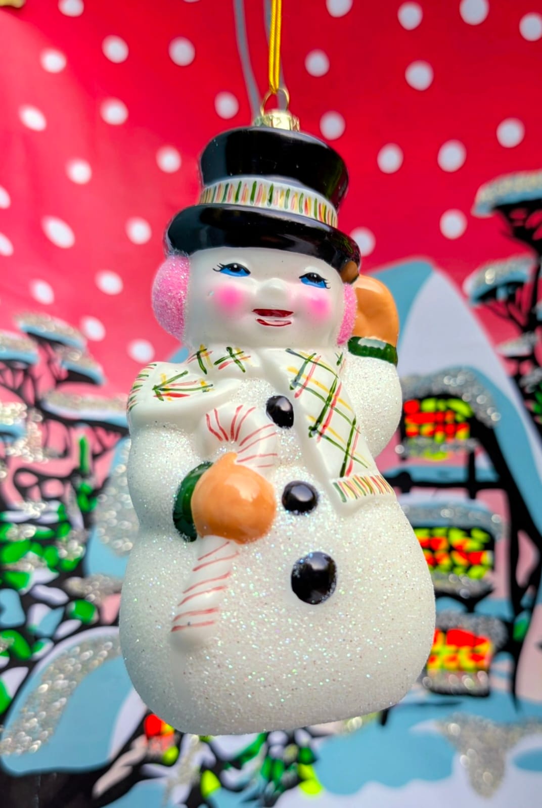The most gorgeous cute snowman bauble, based on vintage American Christmas ornaments 💖
Hand made, painted and glittered for pure joy!!
Size 12.5cm x 6cm x 5.5cm
Glass.
Cody Foster & Co