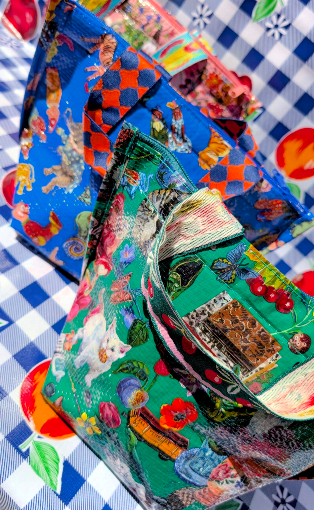 Hot and cold cute lunch bag
