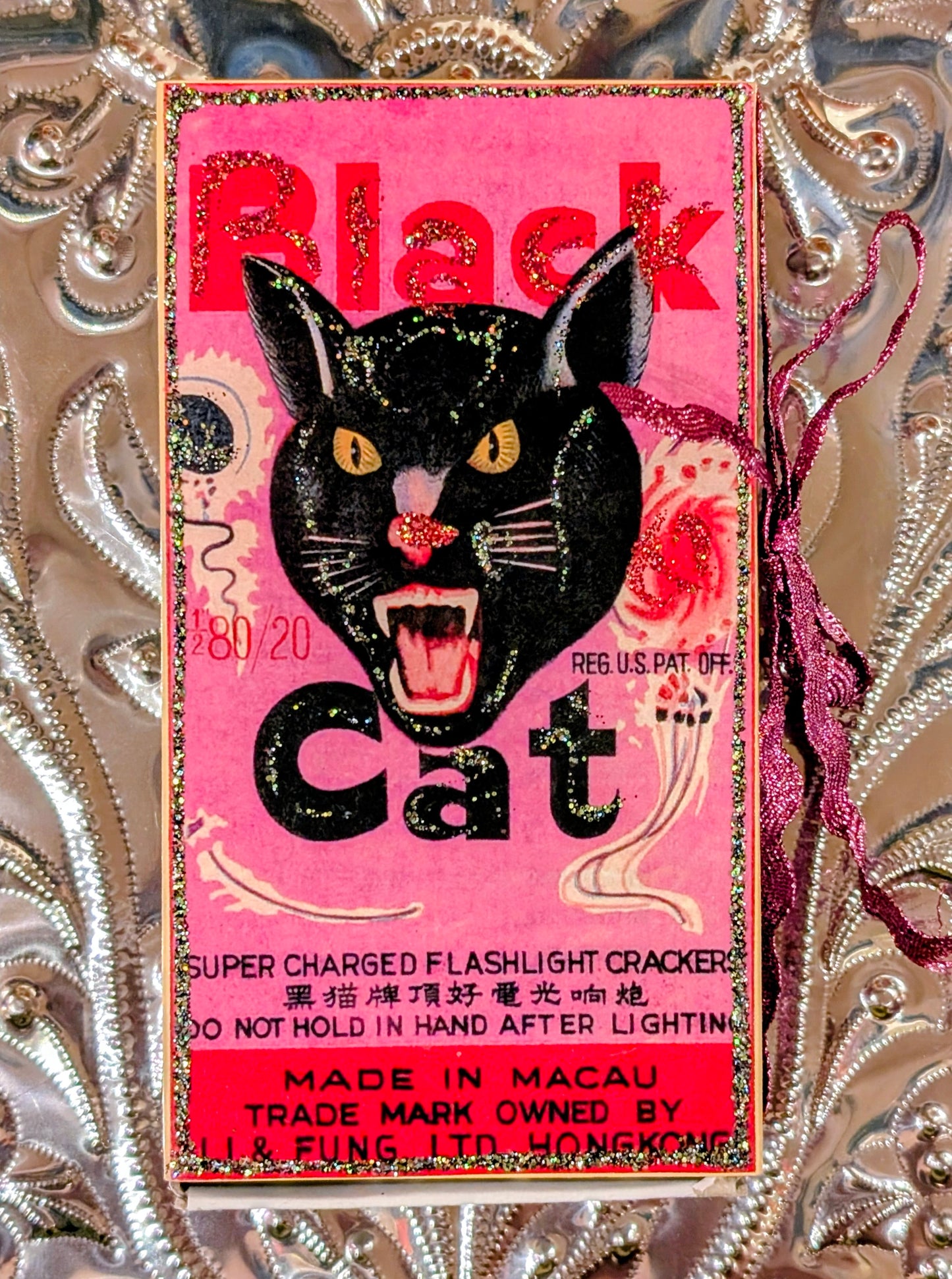 Vintage advertising large matchbox