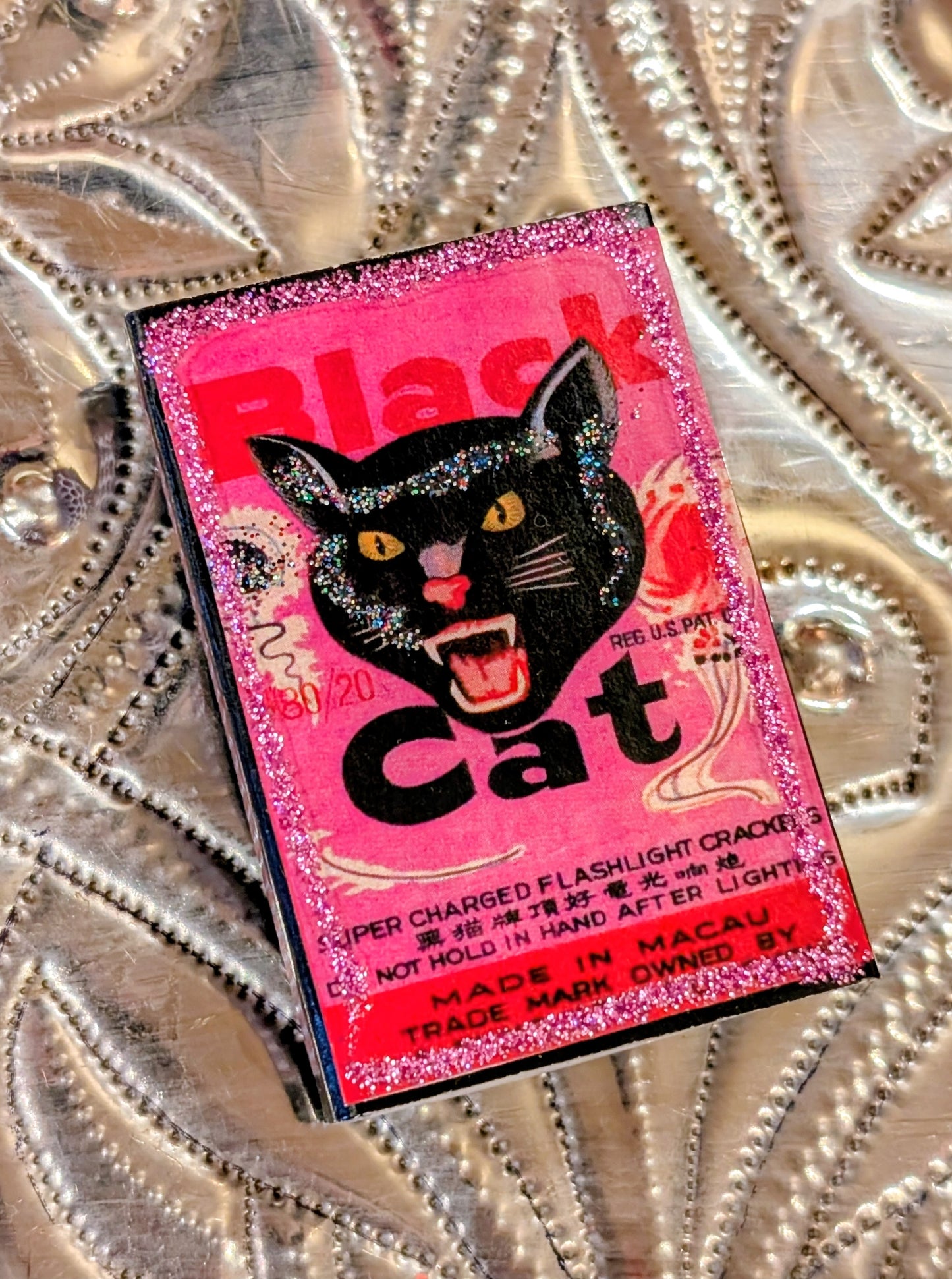 Mini glitter matchboxes