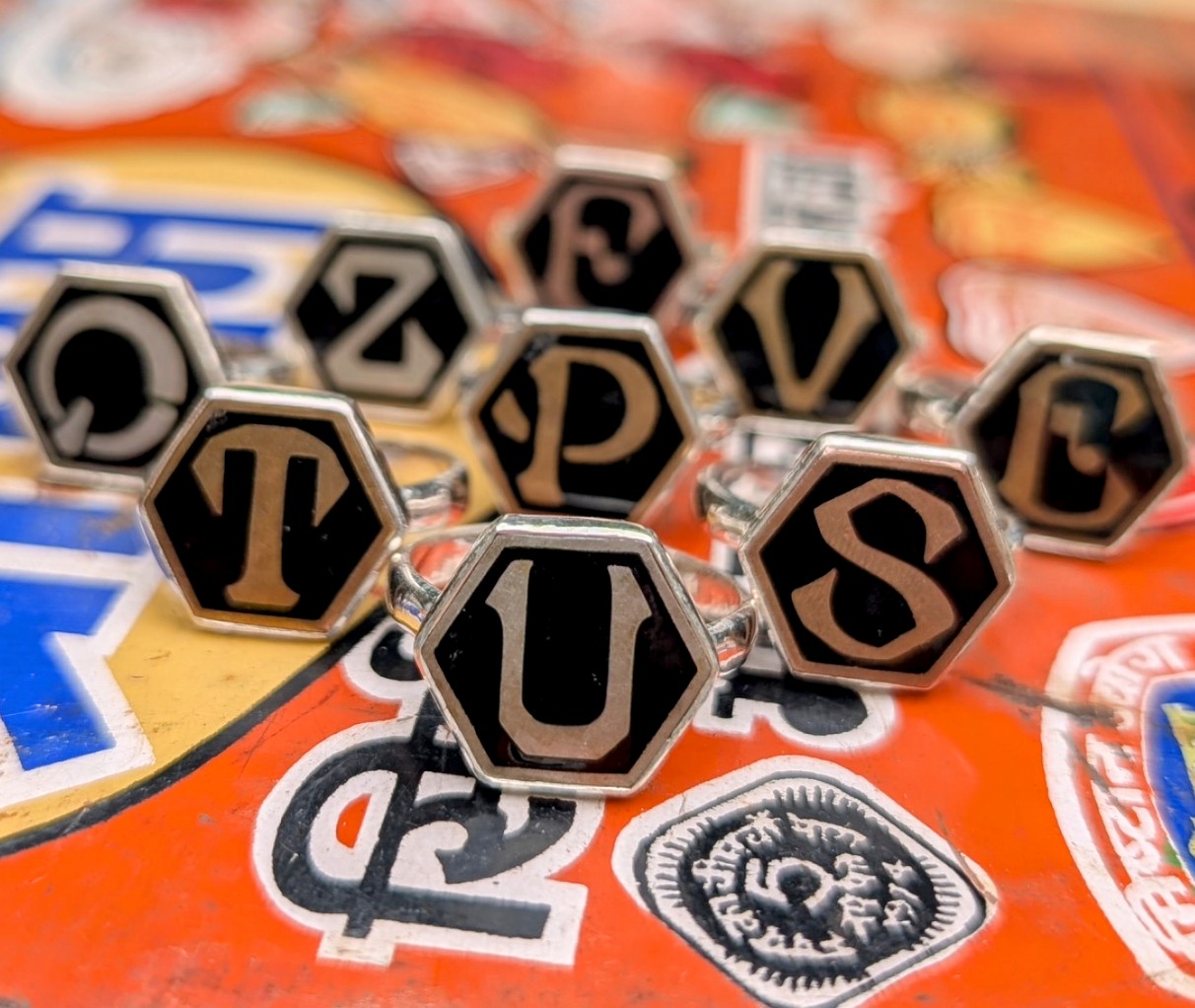 Vintage initial rings - black