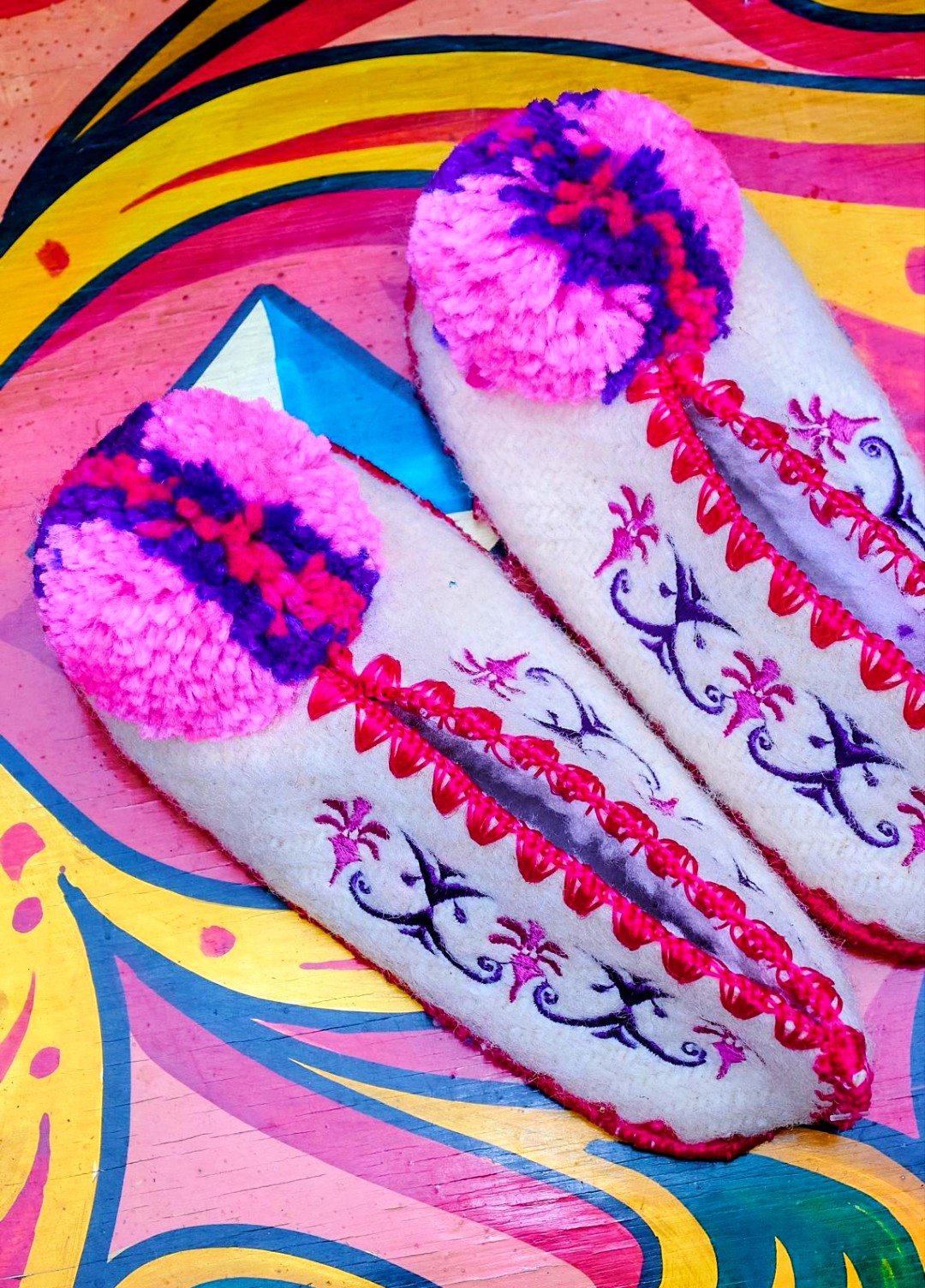 Size 26 Kids Greek slippers
