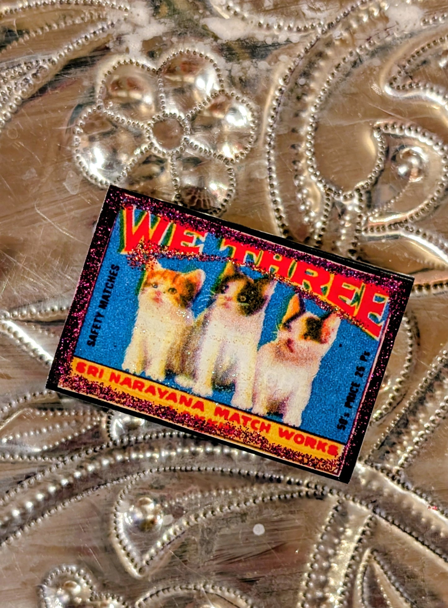 Mini glitter matchboxes