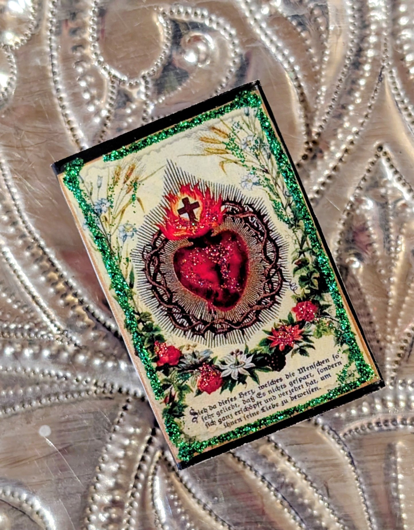 Mini glitter matchboxes