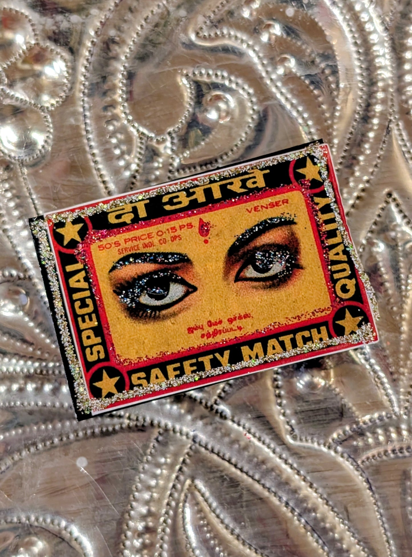 Mini glitter matchboxes