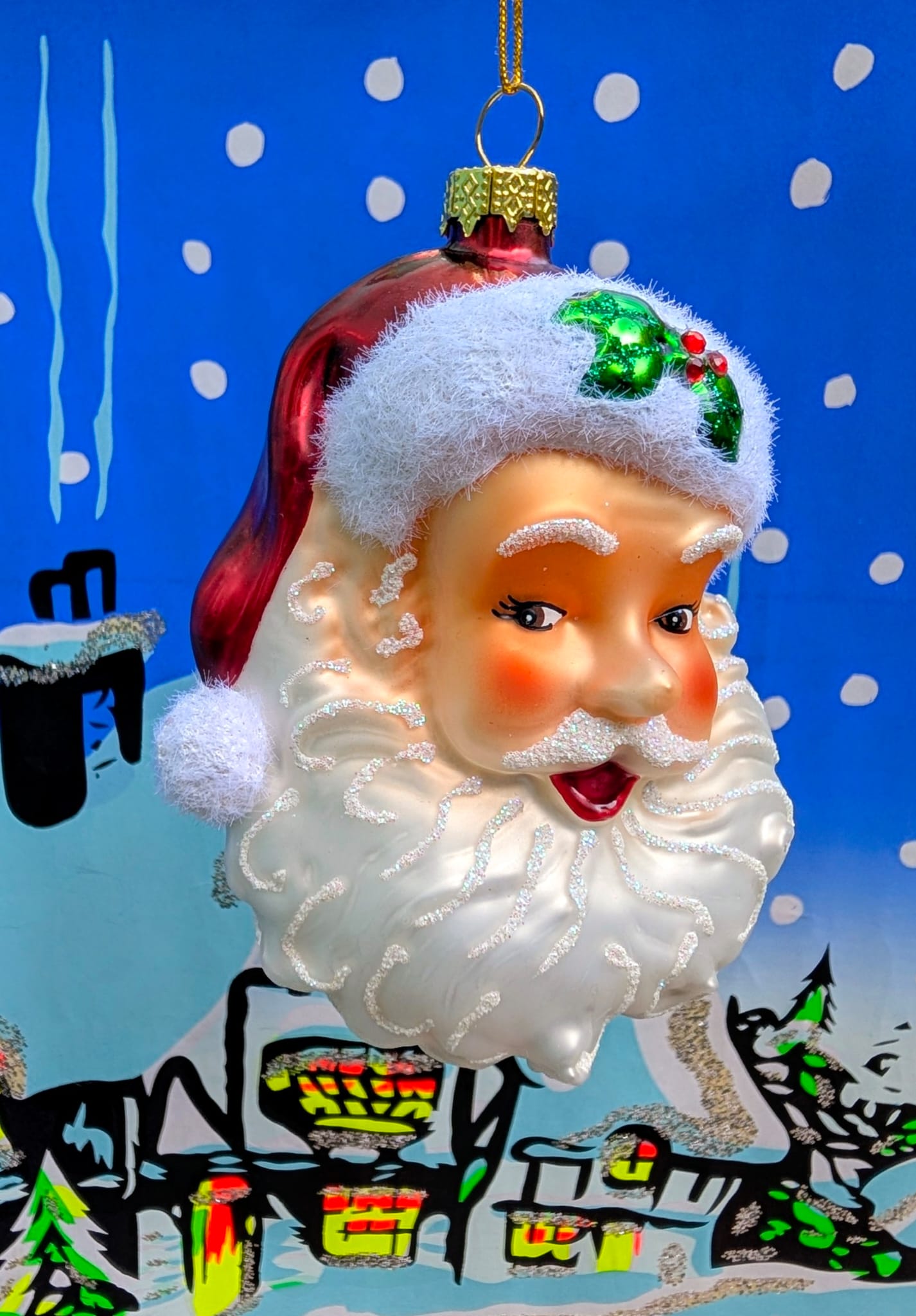 Cheeky happy Santa bauble, based on vintage American Christmas advertising artwork 💖
Hand made, painted and glittered for pure joy!!
Size 10cm x 8cm x 5.5cm
Glass.
Cody Foster & co