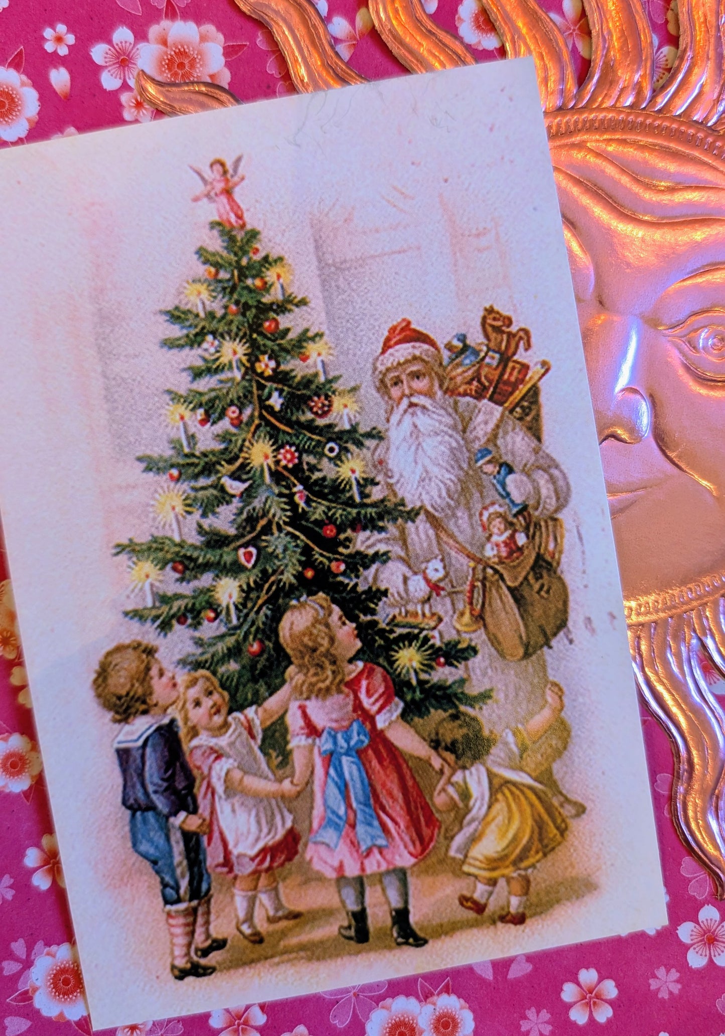 Cute vintage postcard set