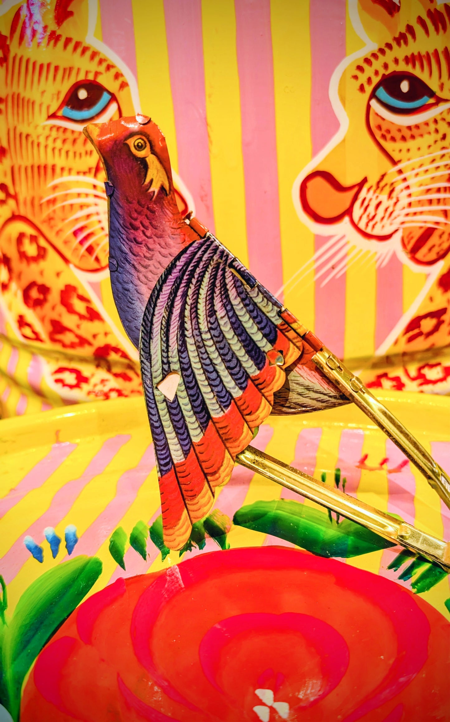 Singing tin birds