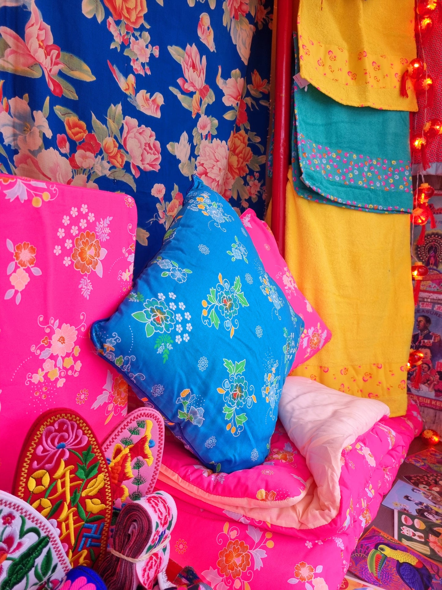 Towels with floral detail