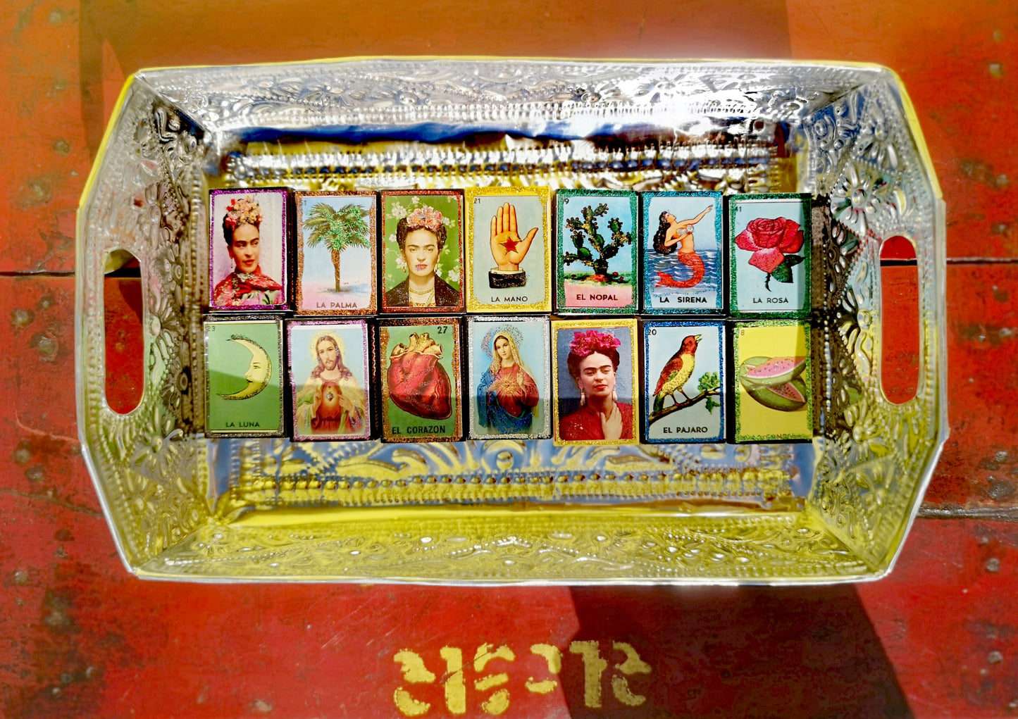 Hand decorated Mexican, Japanese , Indian and religious themed matchboxes. Super cute gift, wedding favours, (grown up!) stocking fillers/cracker fillers ...and also great as a gift box!
Standard matchbox size. 5.25 x 3.75cm. Please be aware that shipping to some countries is prohibited.