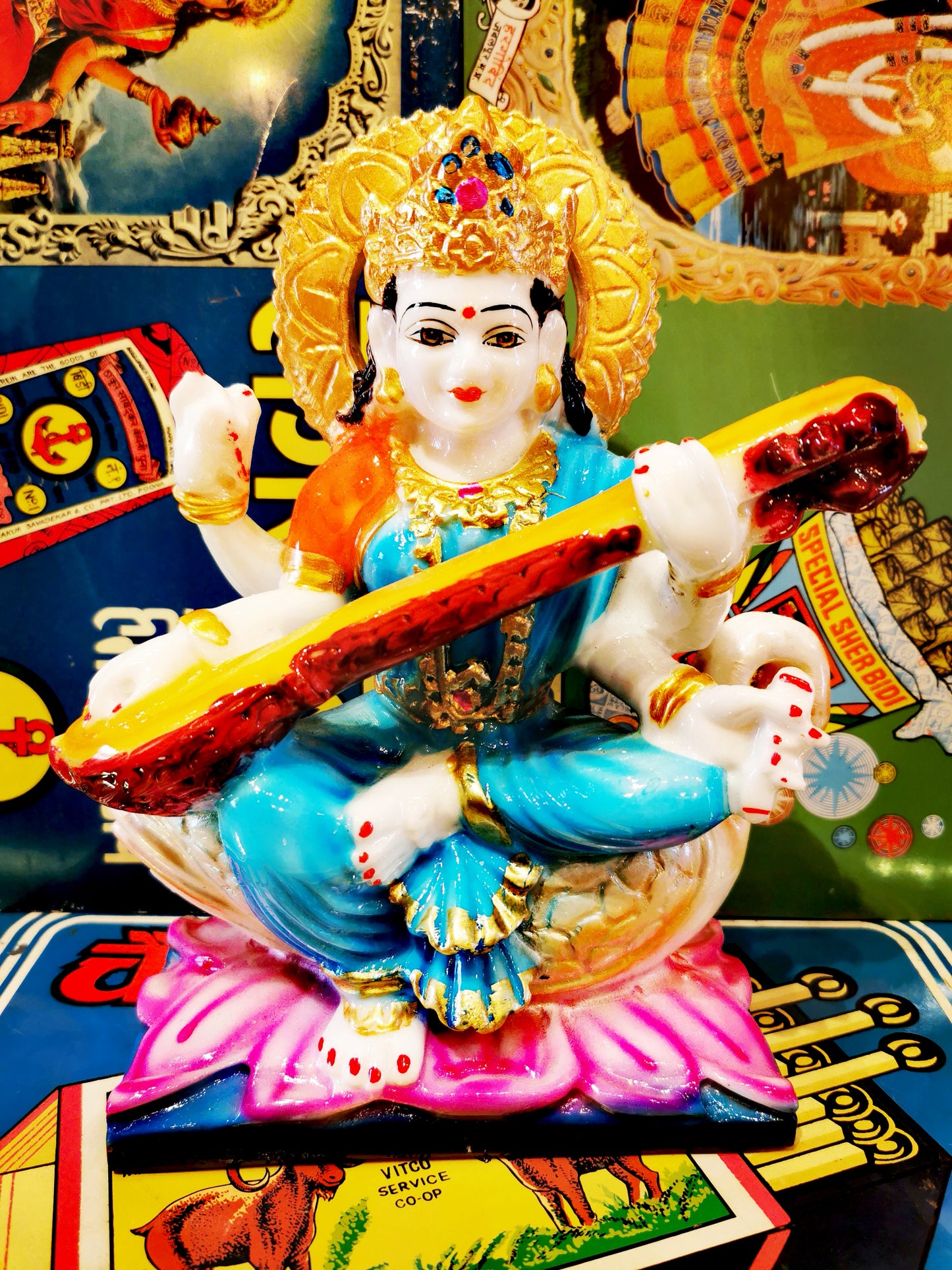 Super colour hindu statues