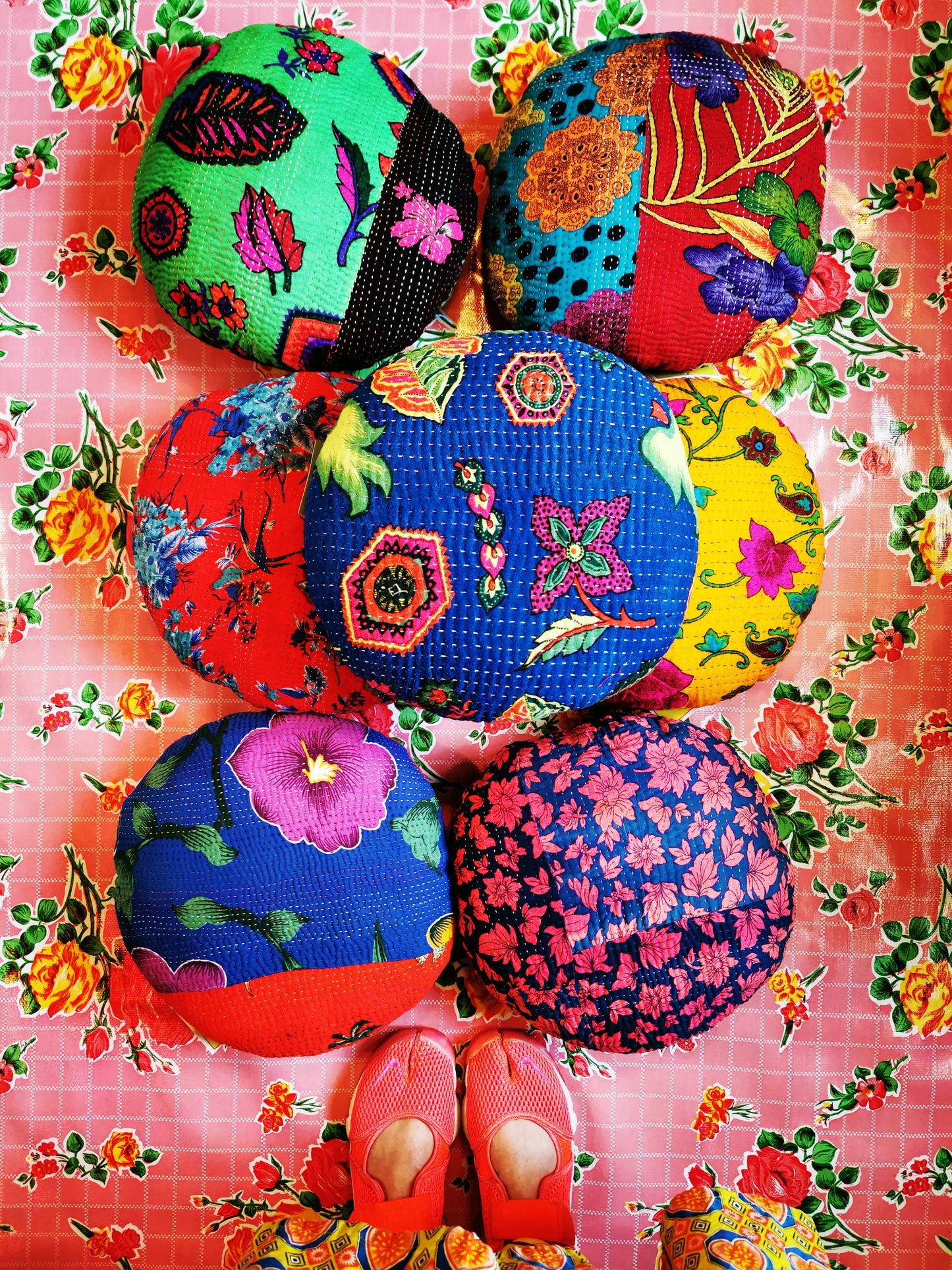 Folk art seat cushion