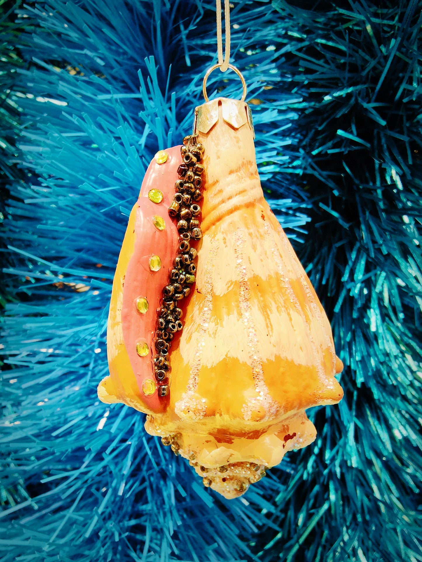 Kitsch seaside Seashells