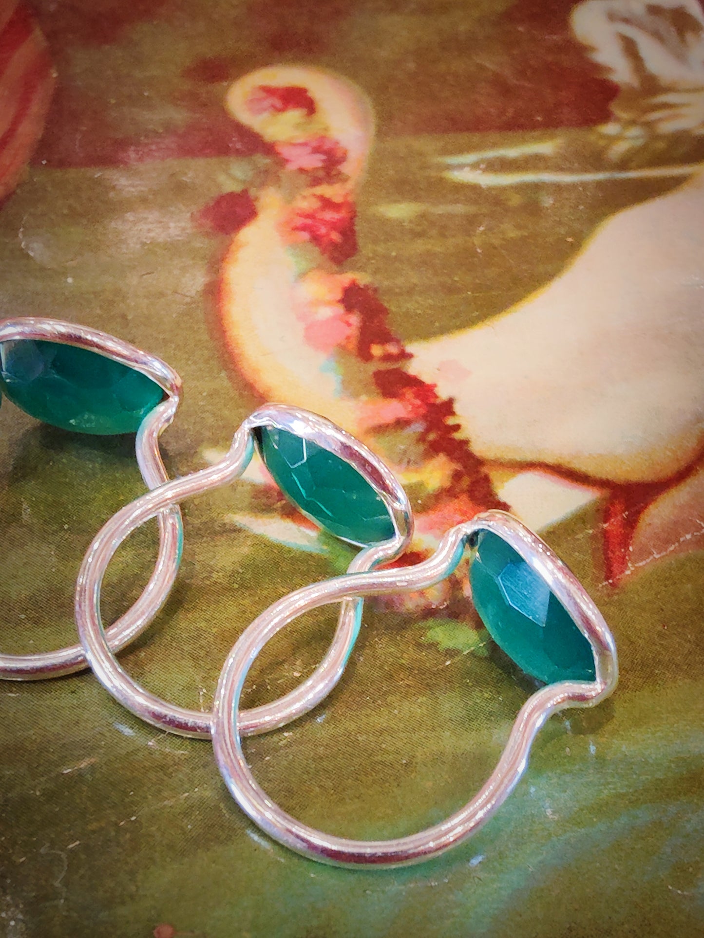 Green onyx in silver