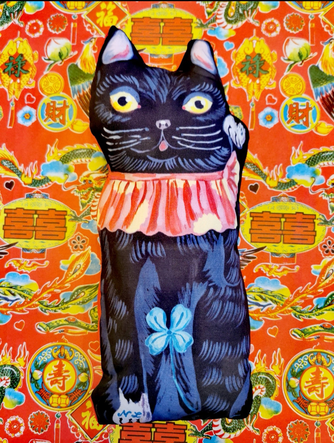 Lucky cat dollies