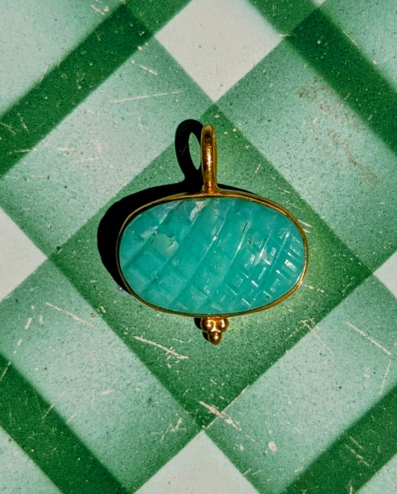 Gold plated luscious stones