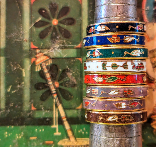 Vintage 1970s/1980s enamelled cloisonne rings. I remember lusting after these in my local hippy shop in Chester in the early 80s!!! Gorgeous details and super smooth, tactile and comfy to wear

Small size N

Large size P

Enamelled brass.

