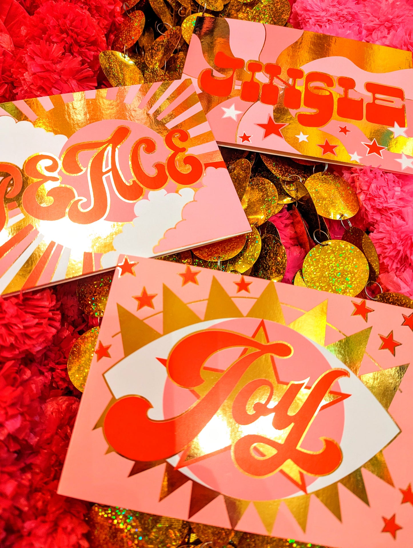 Gorgeous kitsch christmas card collection by illustrator Sophie Ward.

Comes as a pack of 3 with recycled brown envelopes

Dimensions 12 x 17.5 cm

