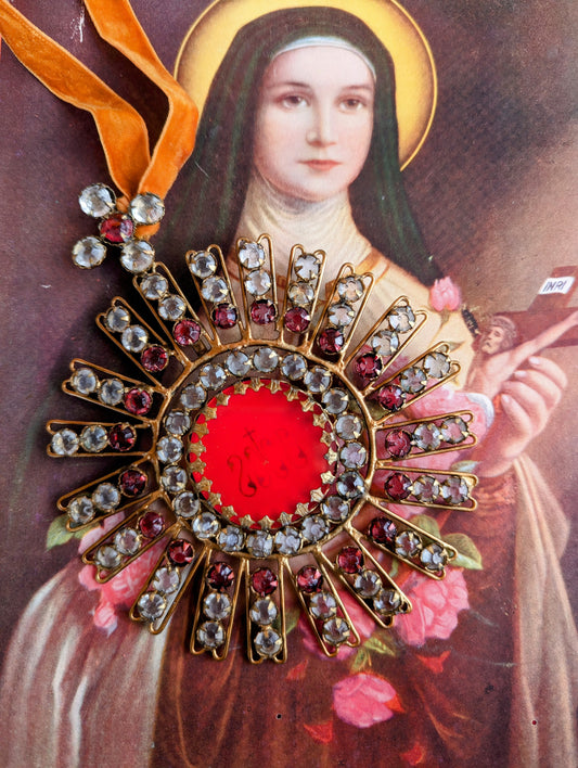 Bejewelled halo chehoma