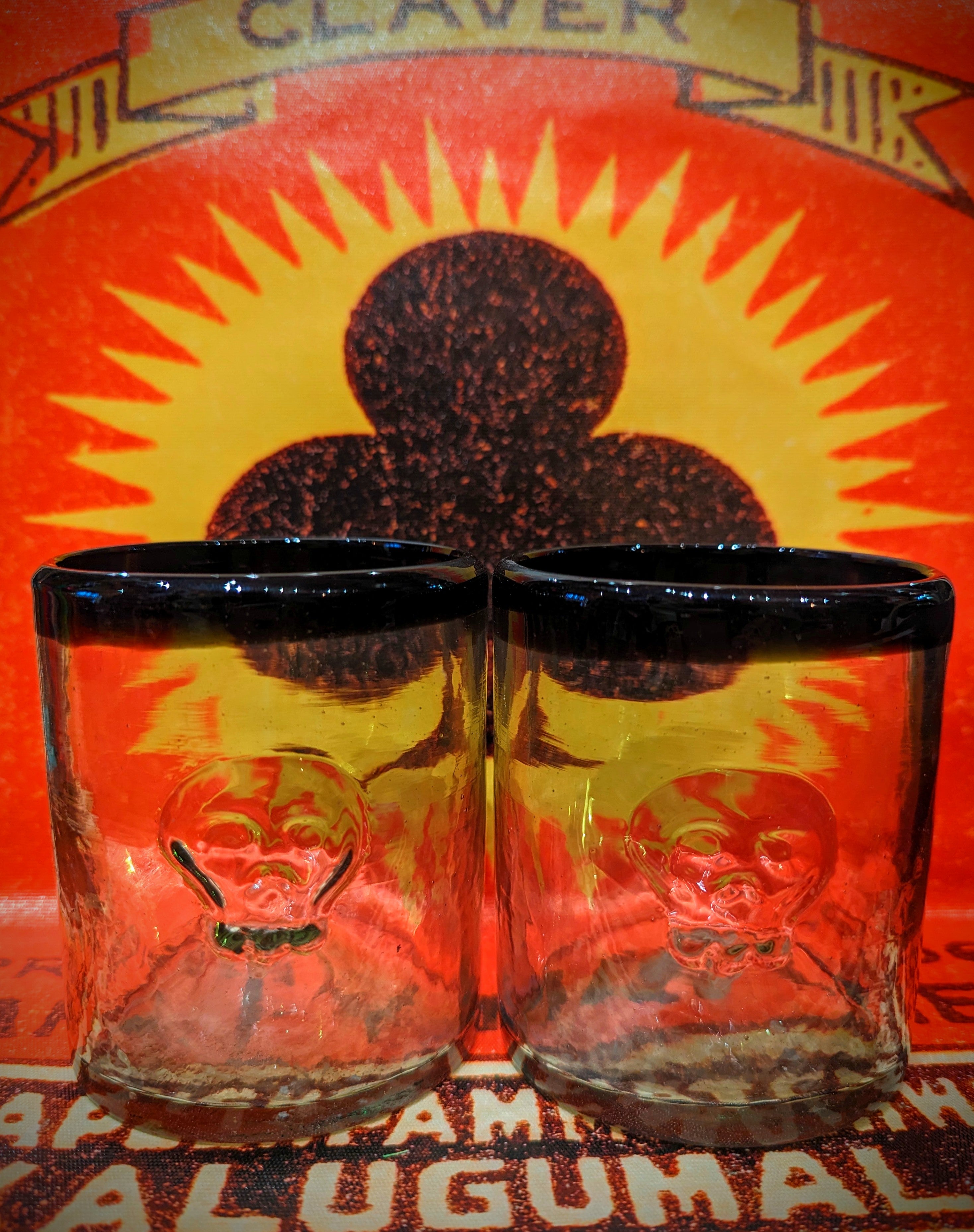 Made in Mexico, these day of the dead  glasses and hand blown and made from recycled glass bottles!

15x6cm

Dishwasher friendly 