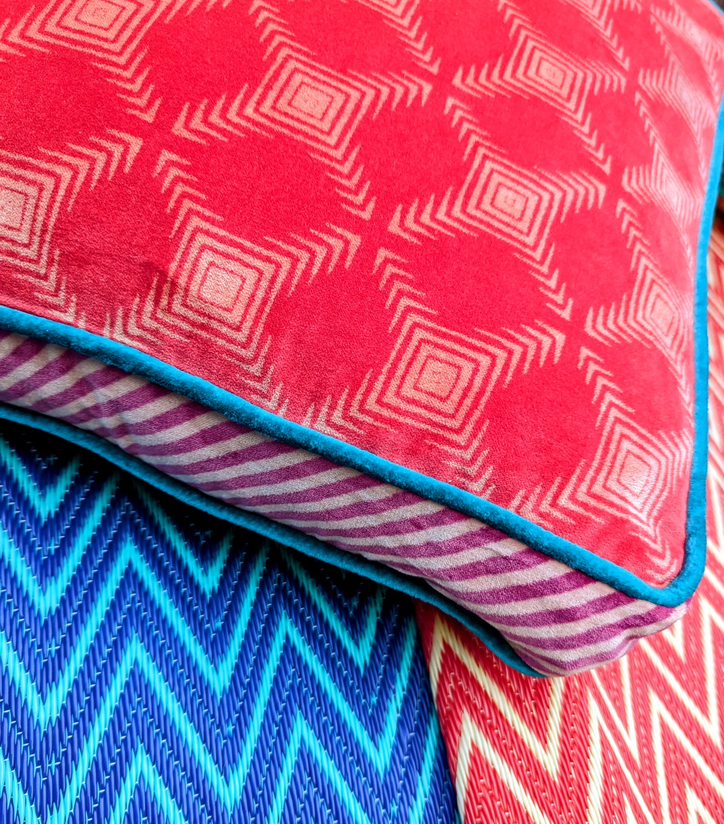 Cotton velvet geometric seat cushion