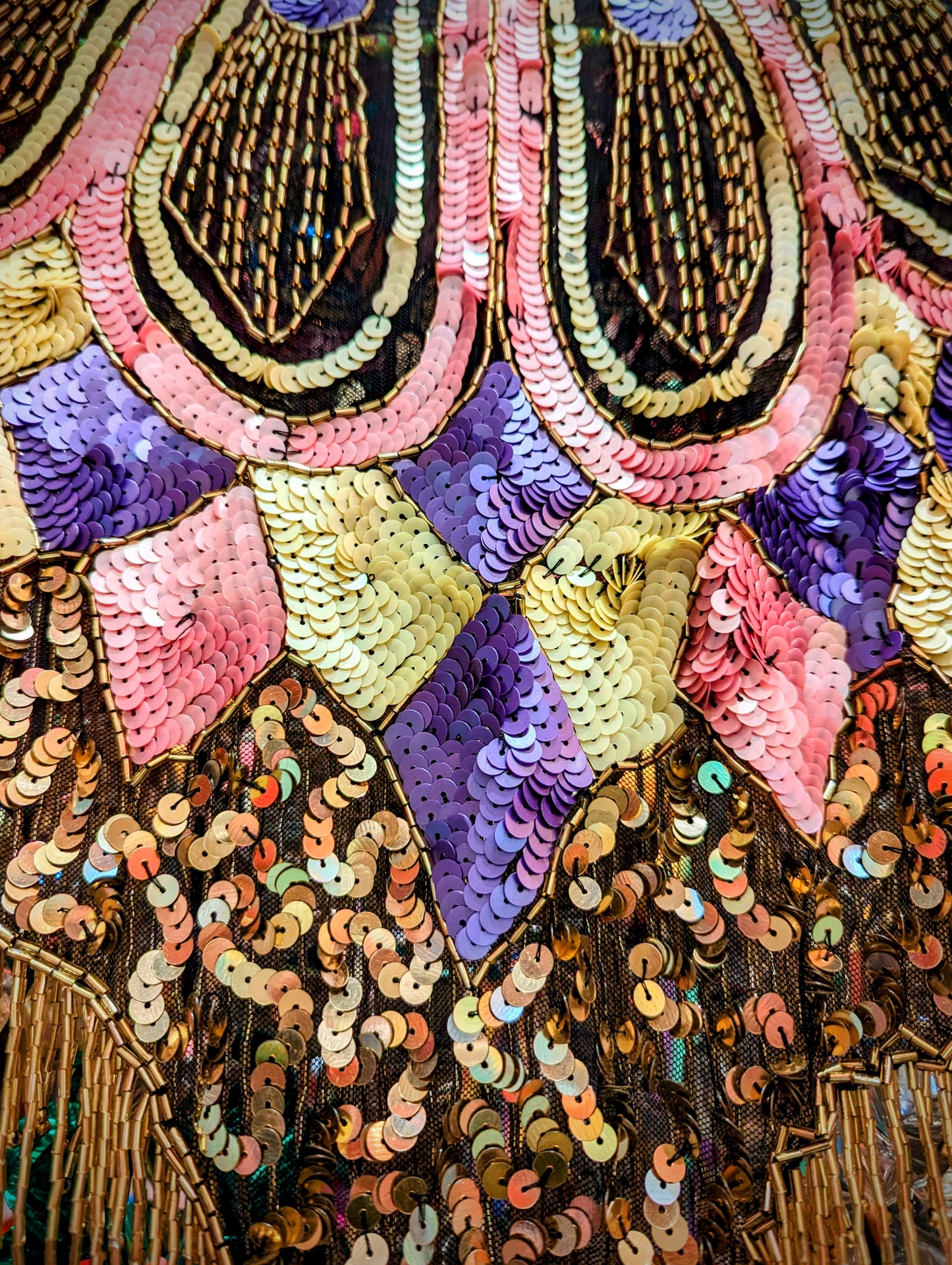 Disco dolly scallop sequin cape