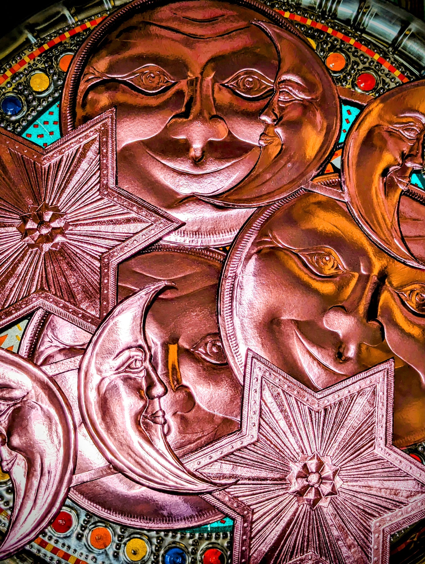 Moon Dresden papers .
Dresden papers .Pressed in Europe using tradional Victorian die moulds  these gorgeous pink foiled creations are beautiful decorations, greetings cards, crafting material and have a whole host of other uses, we would love to see what you do with yours!!!

Made from metallic card!

 

