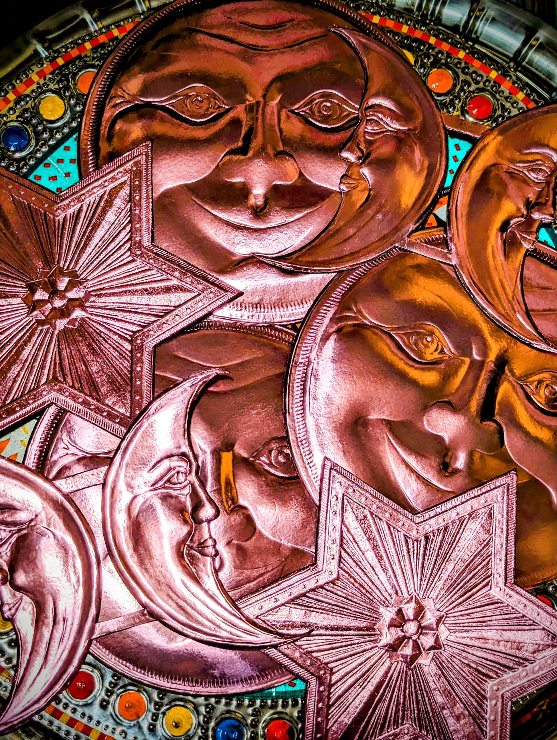 Moon Dresden papers .
Dresden papers .Pressed in Europe using tradional Victorian die moulds  these gorgeous pink foiled creations are beautiful decorations, greetings cards, crafting material and have a whole host of other uses, we would love to see what you do with yours!!!

Made from metallic card!

 

