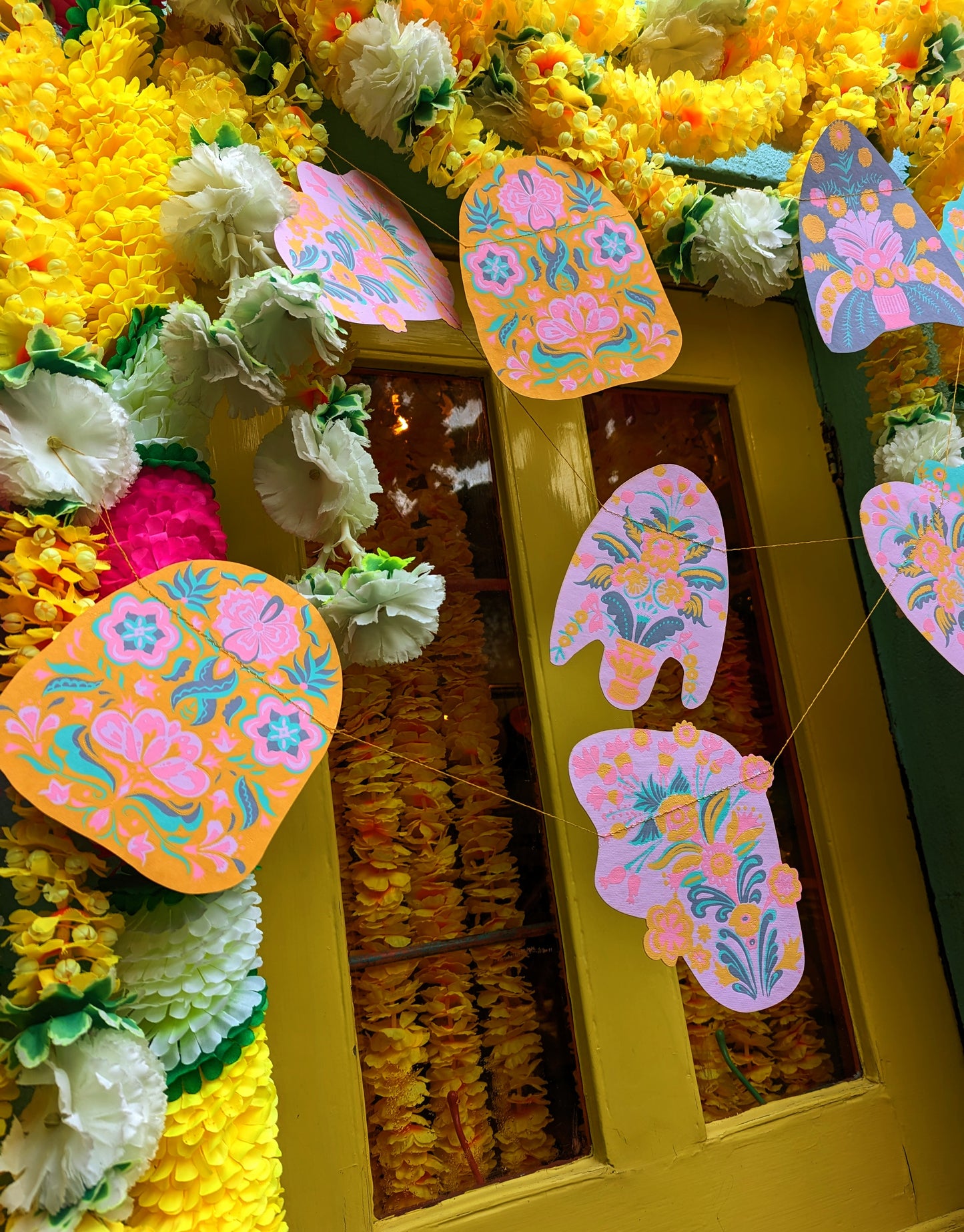 Spring garlands