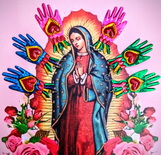 Frida's hand earrings
