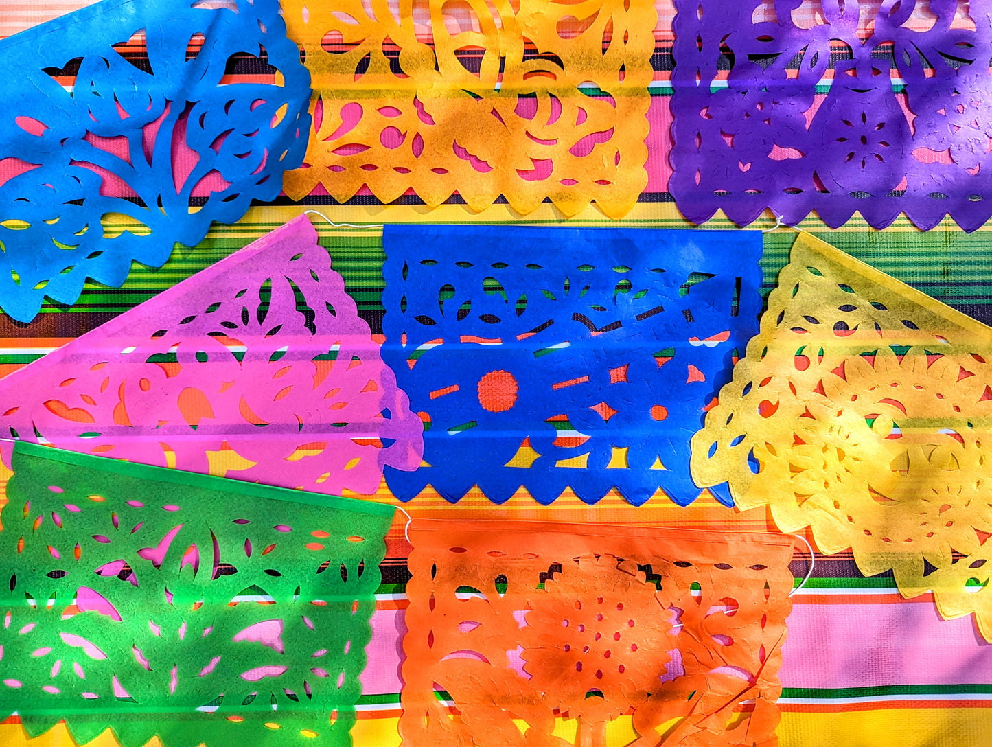 Mexican Picado papel