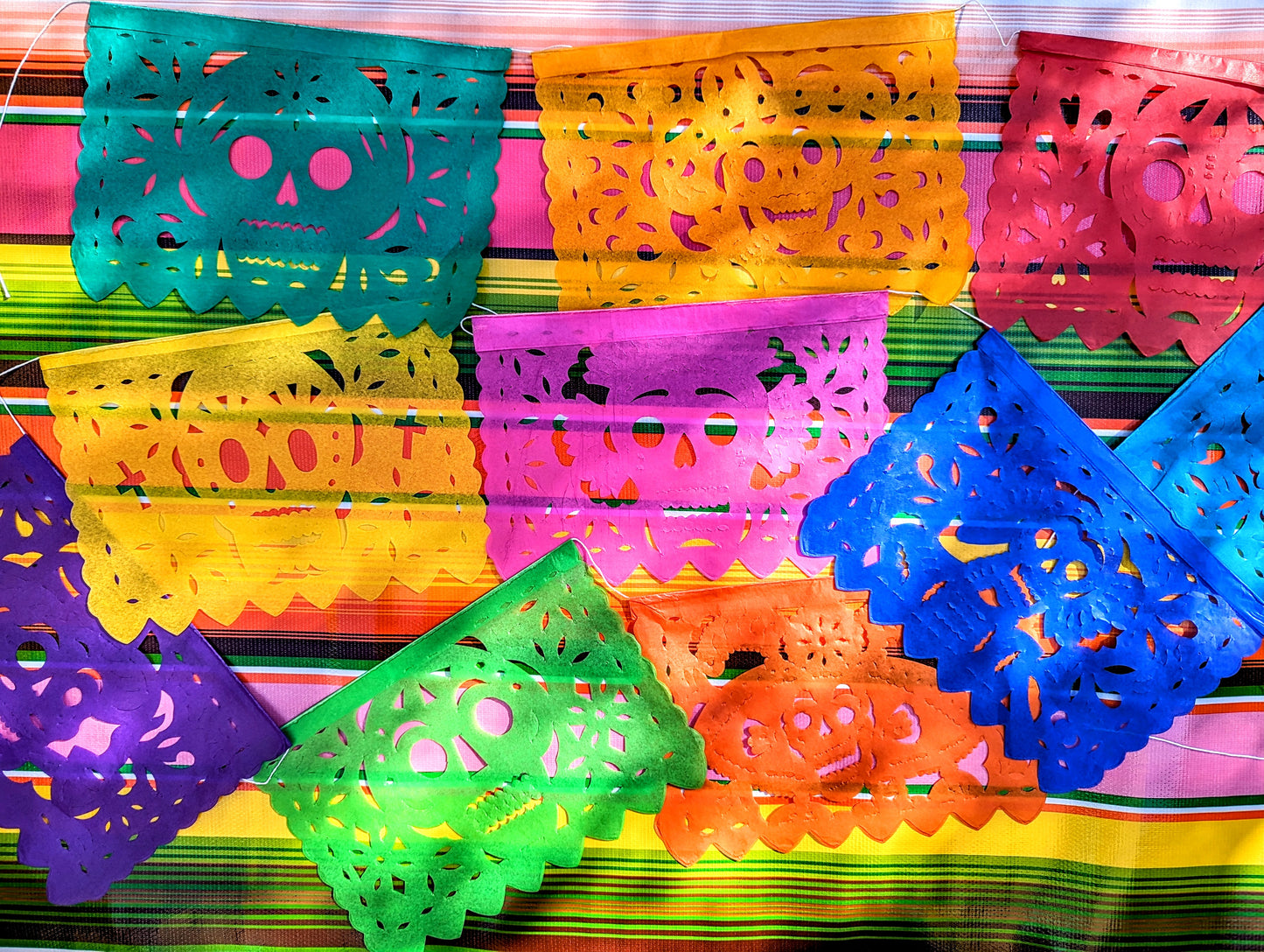 Mexican Picado papel