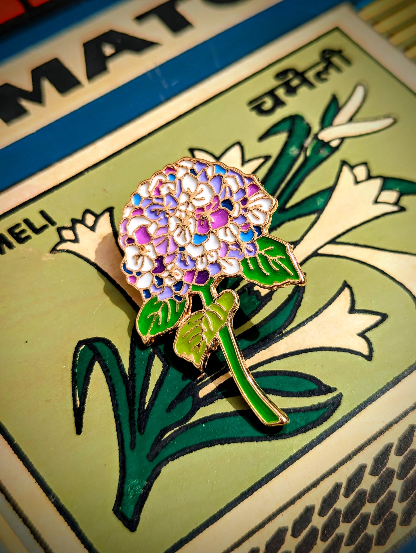 Fabulous floral pins