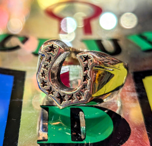 Lucky Horseshoe ring
