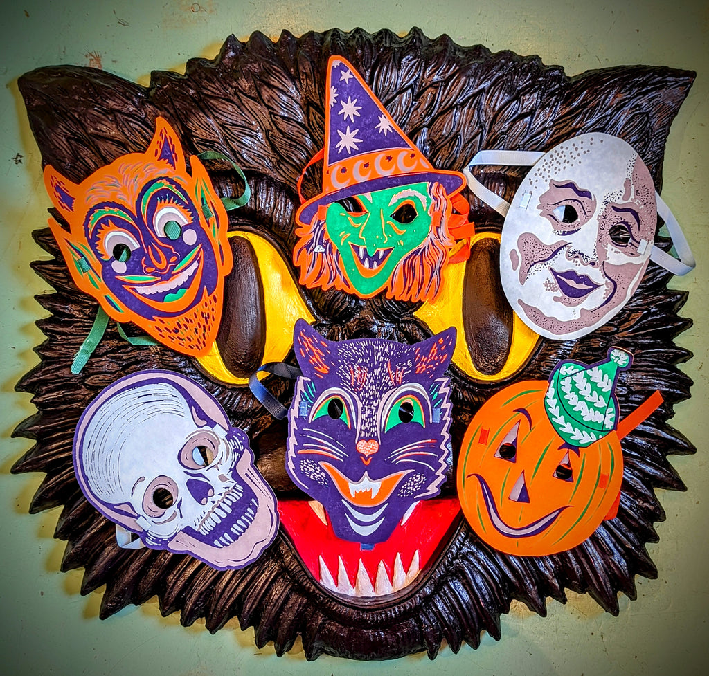 favourite spooky season with this pack of 6 fun and freaky Halloween masks!

Perfect for party fun, decorations, fancy dress and trick or treating!!

The masks are printed on both sides on thick, hand made cotton paper by artisans in Jaipur , Rajasthan, and come with matching printed envelopes to keep them safe or to send to your family and friends!!

All approx 20cm x 15cm
East End Press
