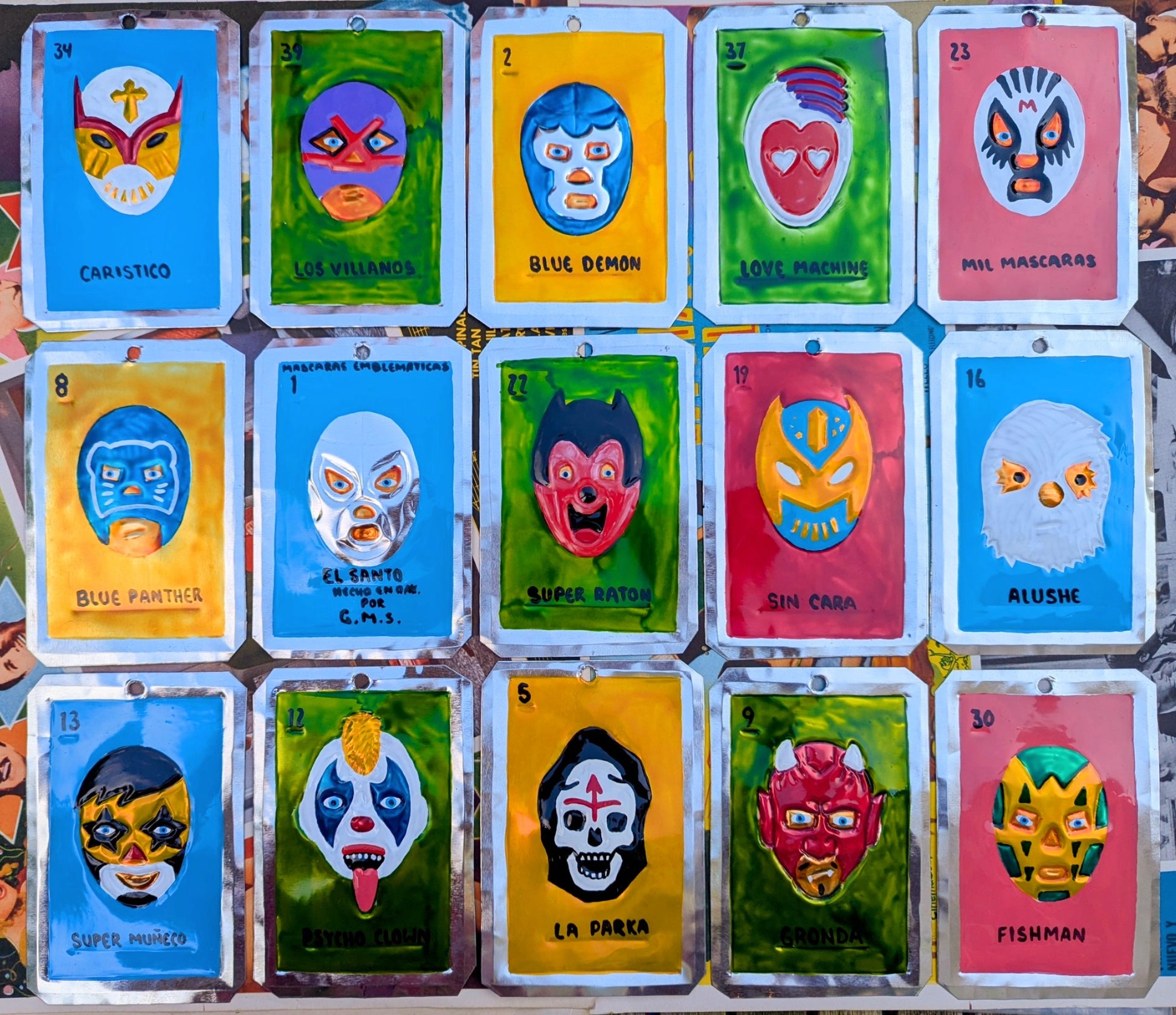 Luchador tin plaques