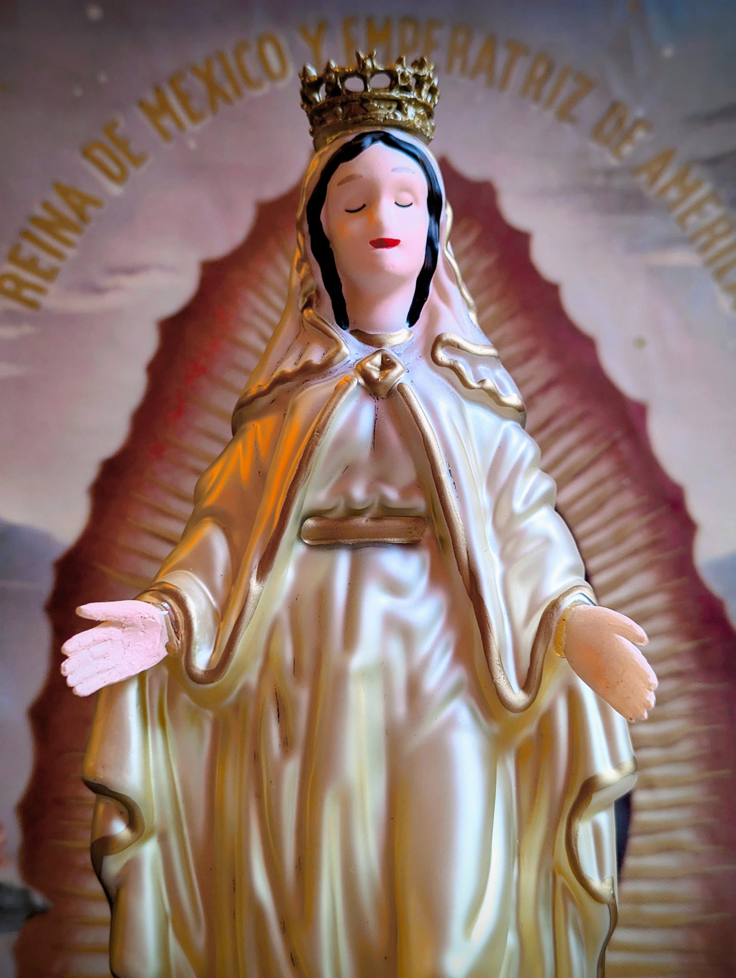 Divine Virgin topper