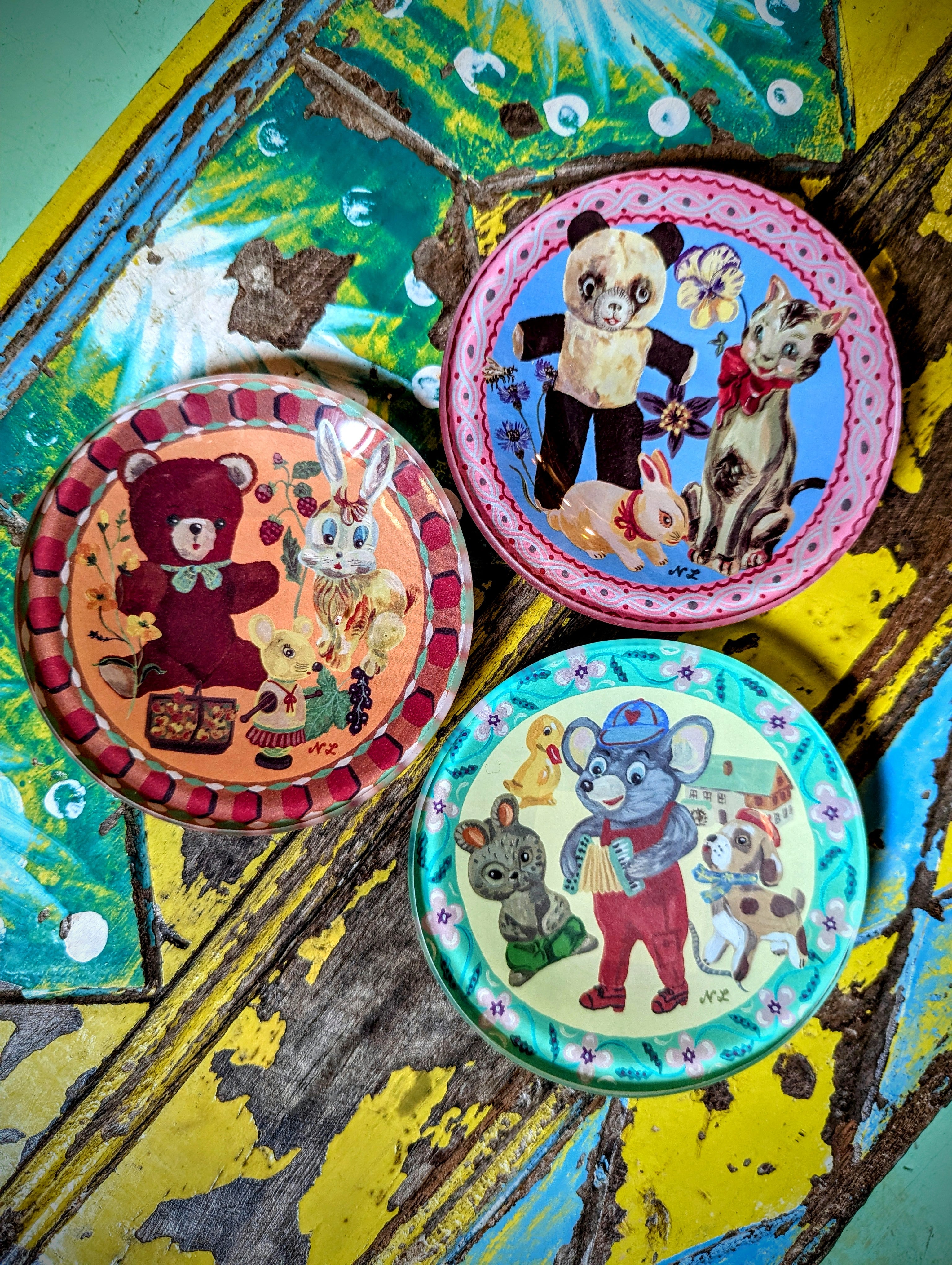 Critters and toys dishes