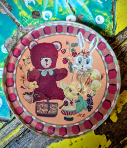 Critters and toys dishes